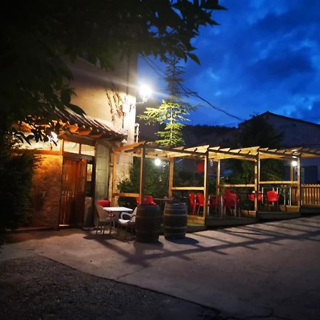 Hospedaje Rural Casa Parri Poveda de la Sierra ภายนอก รูปภาพ
