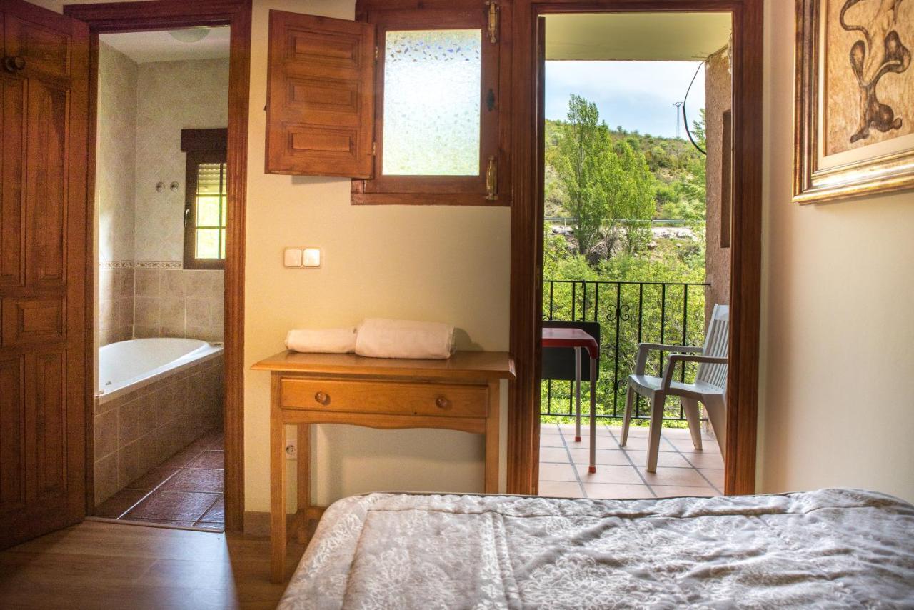 Hospedaje Rural Casa Parri Poveda de la Sierra ภายนอก รูปภาพ